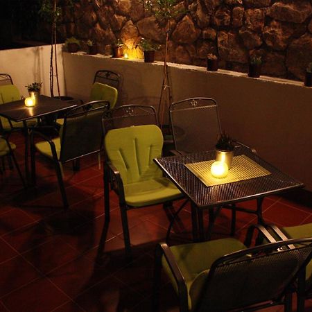 Guest House Sol Кавтат Екстериор снимка