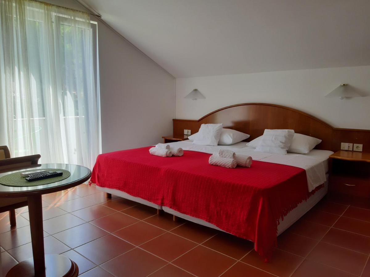 Guest House Sol Кавтат Екстериор снимка