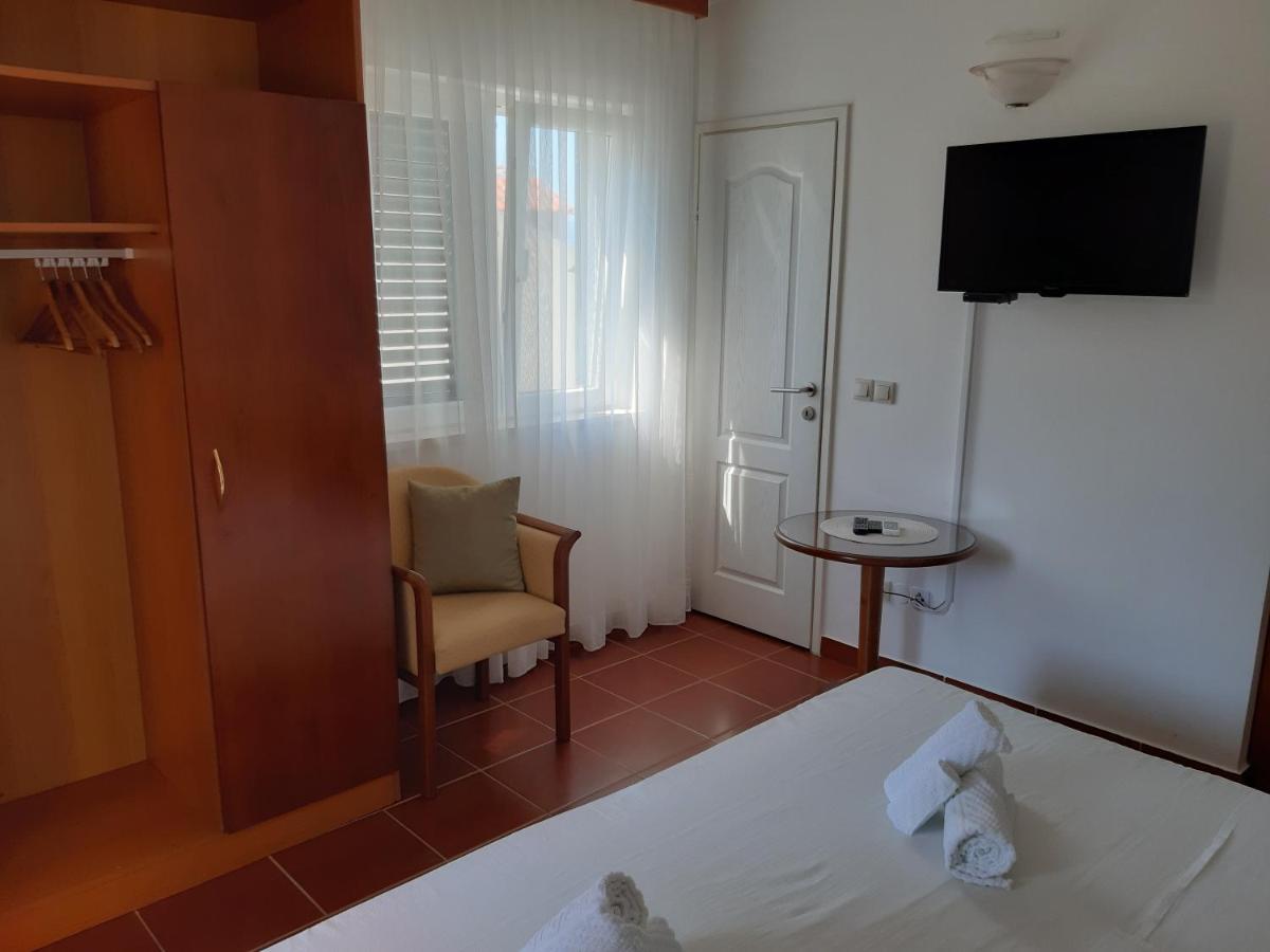 Guest House Sol Кавтат Екстериор снимка