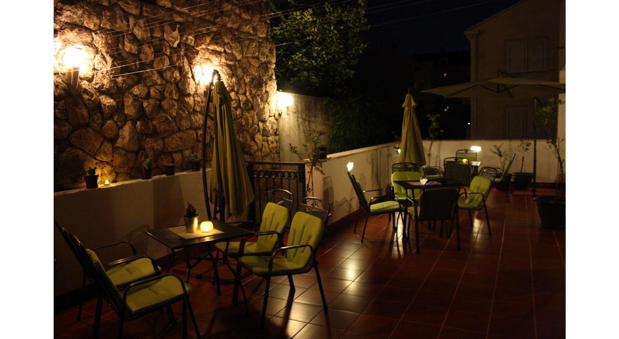 Guest House Sol Кавтат Екстериор снимка
