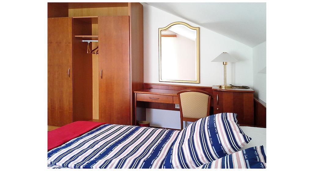 Guest House Sol Кавтат Екстериор снимка